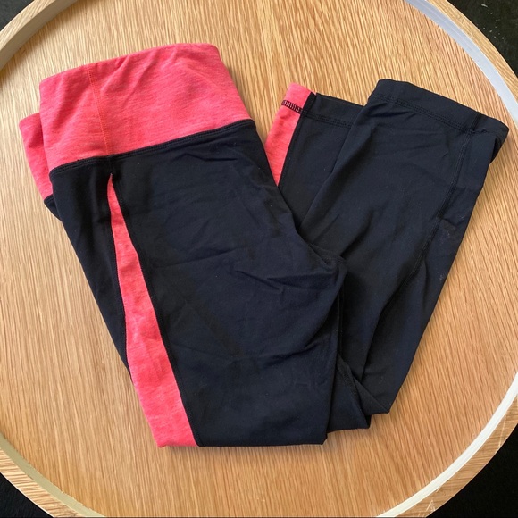 Athleta Neon Coral Splits Revelation Workout Crops - Picture 3 of 5